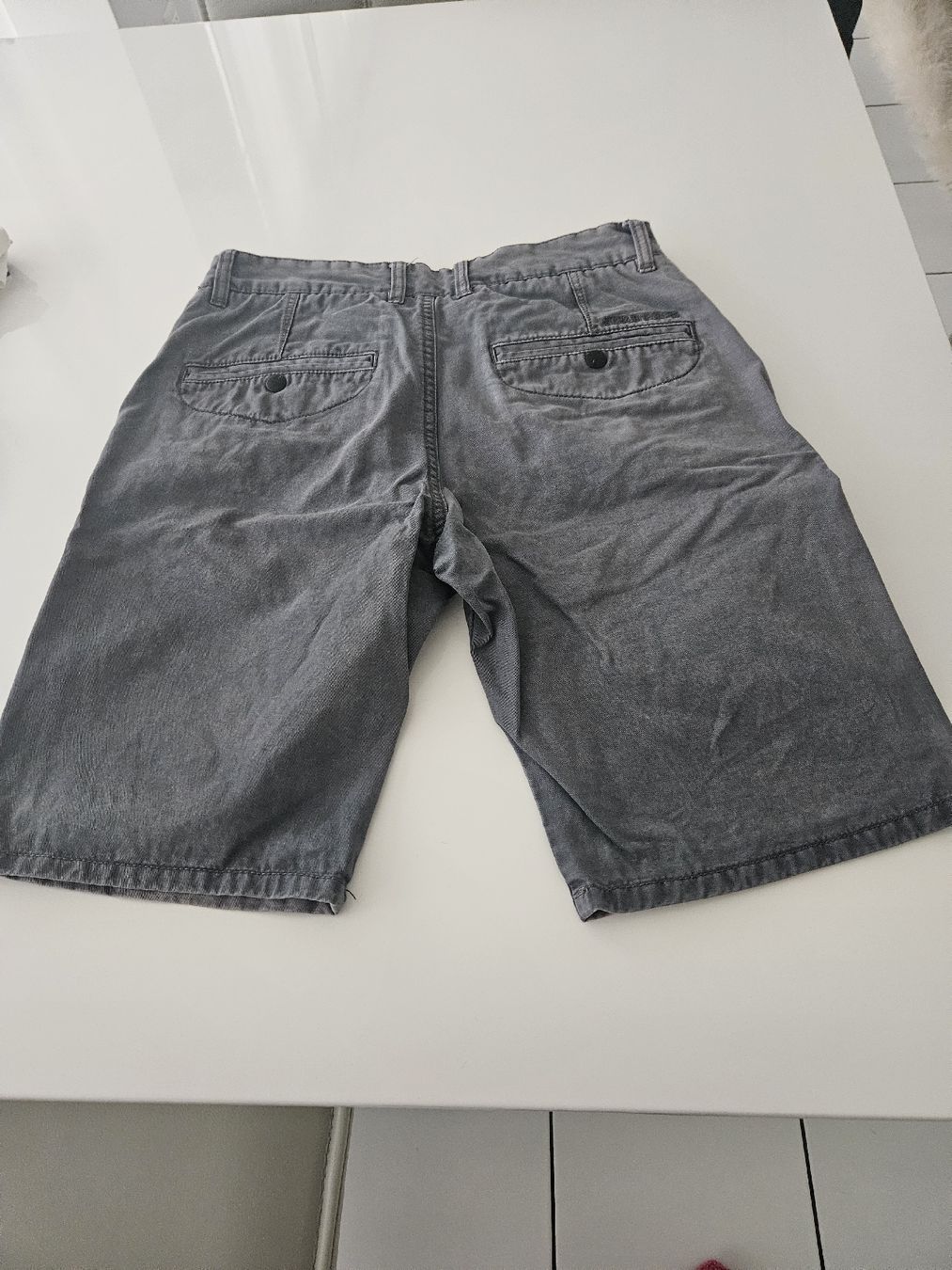 Jack & Jones Pantaloni: Shorts – Usato da Ostermundigen venduto da Msmash 1