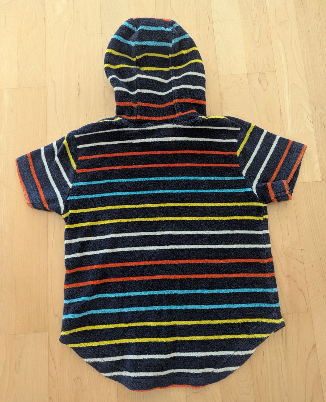 Accappatoi: Kinder Badeponcho Next gestreift Grösse 98 – Usato da Uster venduto da petches 1
