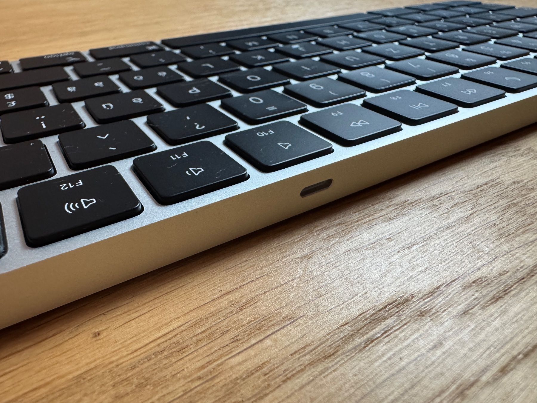 Apple Tastaturen: Apple Magic Keyboard mit Touch ID - wie Neu – Gebraucht aus Bözberg von eli_rz6q 2