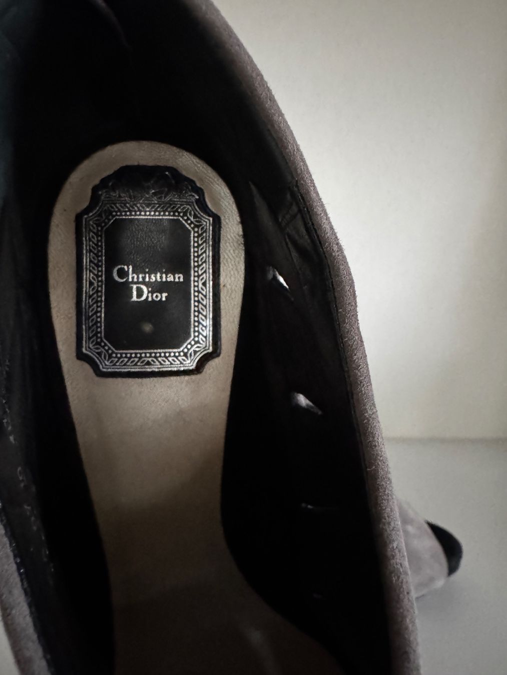 Dior Scarpe da donna: Bottines Christian Dior grises et noires – Usato da Trelex venduto da emi_r59r 5