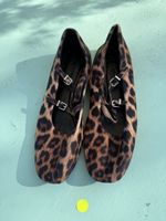 Ballerinas mit Leo-Muster Grösse 40, gebraucht