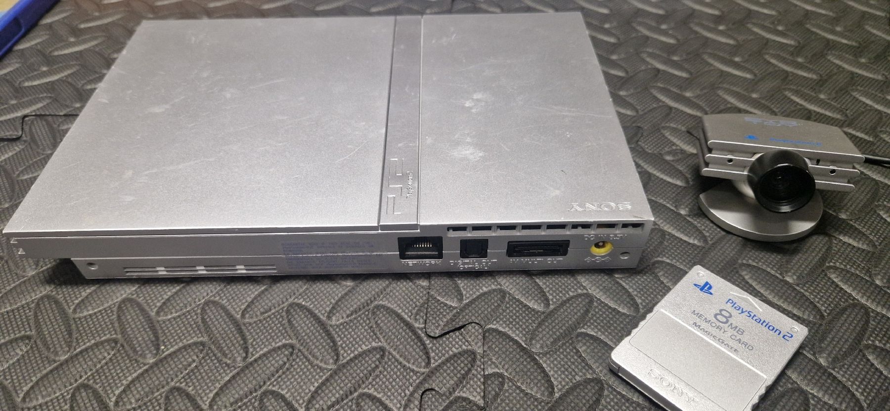 Sony Console: Console Sony PlayStation 2 Silver + jeux – Usato da Villars-sur-Glâne venduto da MrLobTec 2