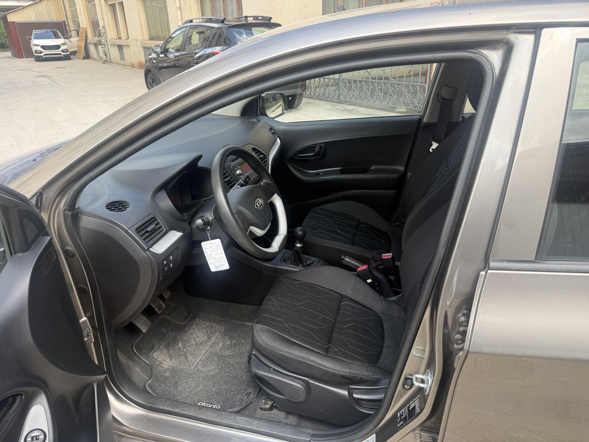 Kia Autos: Kia picanto – Gebraucht aus COUVET von Cw6 4