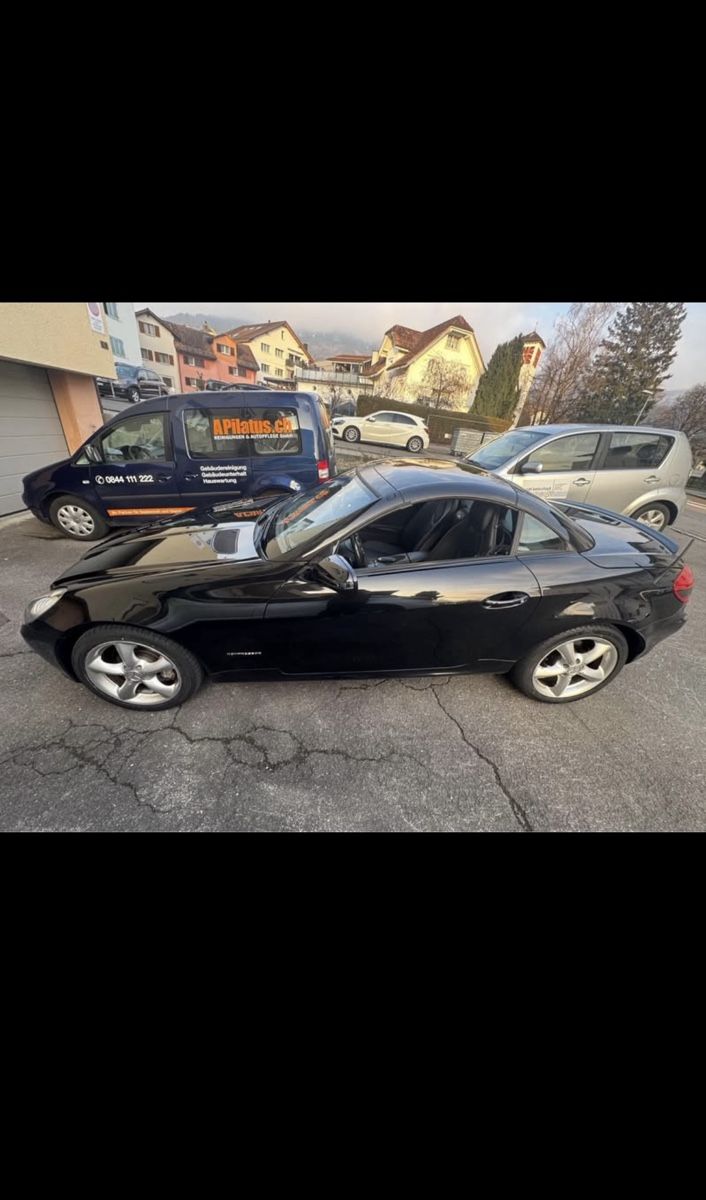 Mercedes-Benz Automobili: Mercedes-Benz SLK 200 – Usato da Root venduto da ivang04 4