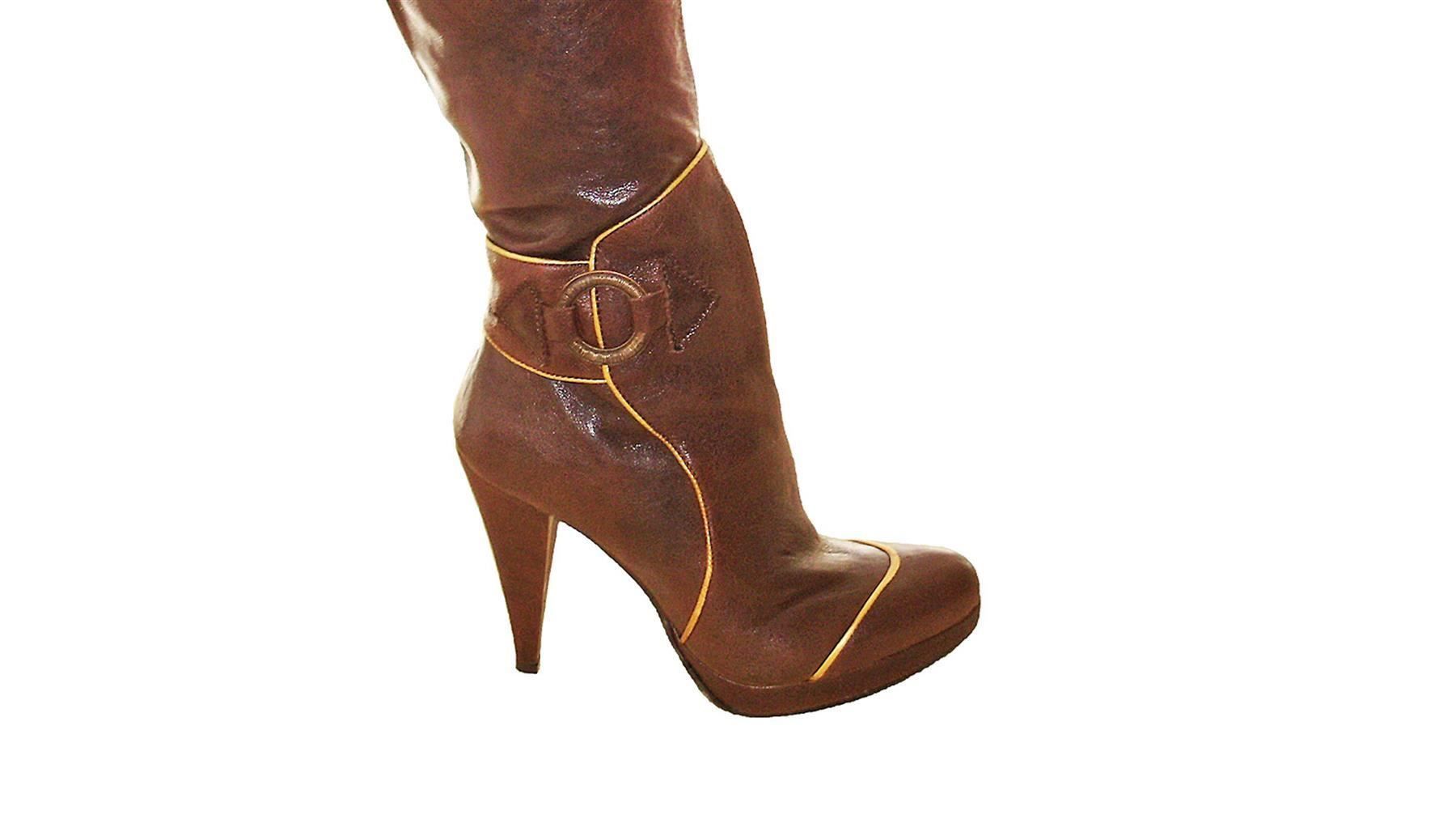Damenschuhe: Stiefel  Arise Gr. 39 in Dunkel Braun – Neu und originalverpackt aus Horn von thatlooksgood 1