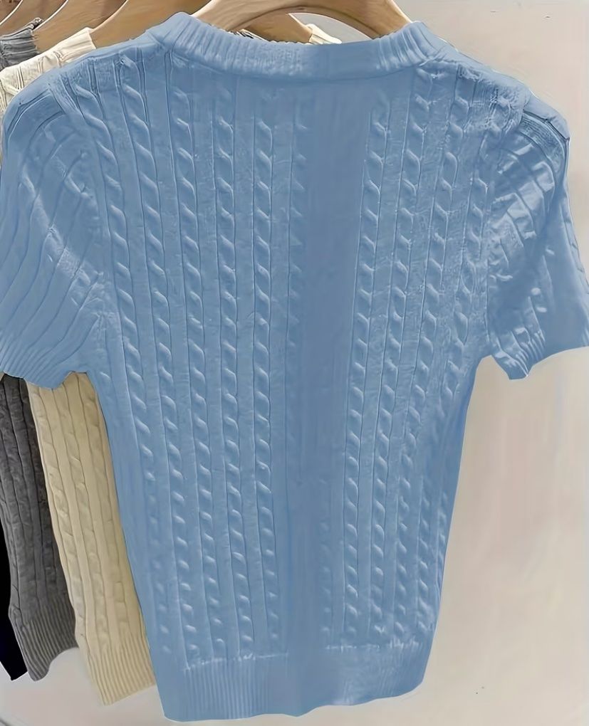 Top: Sommerliches Strick-Top, hellblau, neuwertig! – Nuovo e nell'imballaggio originale da Luzern venduto da Sommer_26 1