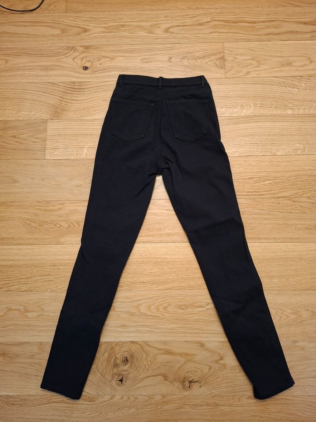 Uniqlo Jeans: Uniqlo Jeans S - Heattech – Usato da Liebefeld venduto da fio_xf7g 2