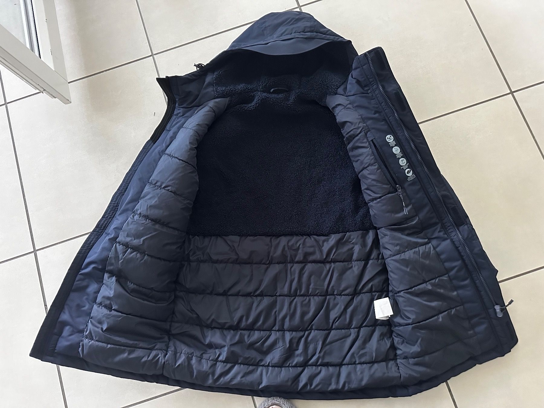 CMP Jacken: CMP Winterjacke Grosse 40 – Neu (gemäss Beschreibung) aus Alpnach Dorf von ljusja 3
