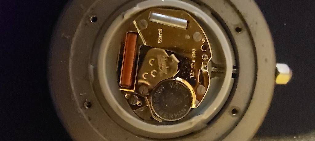 Uhren: Montre défectueuse à réparer et doute sur son authenticité. – Defekt aus Rolle von mro_5nyk 4