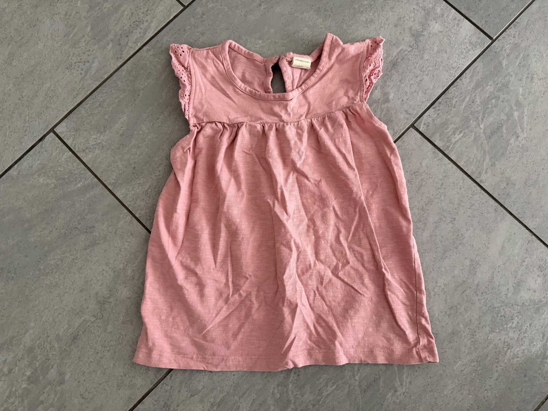 Blusen, T-Shirts & Tops: Top - Grösse 104 - Alana – Gebraucht aus Bülach von Loredana13