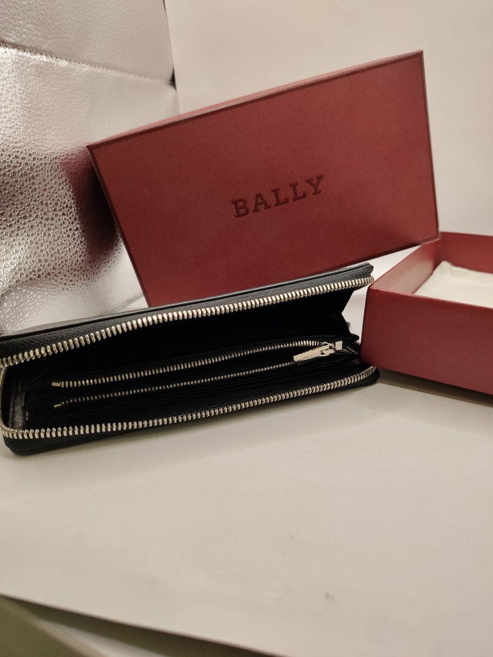 Bally Brieftaschen: Bally - Schwarzes Portemonnaie – Neu und originalverpackt aus Dällikon von Retouren_Resale