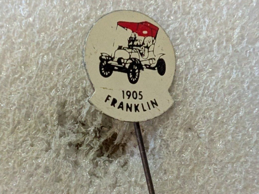 Placchette & Badge: Anstecknadel 39: Auto Franklin – Usato da Oppligen venduto da Pin-Fall-Shop