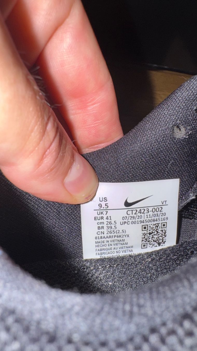 Nike Herrenschuhe: Nike react Running Sneaker in Schwarz Gr. 41 – Gebraucht aus Riehen von To120 8