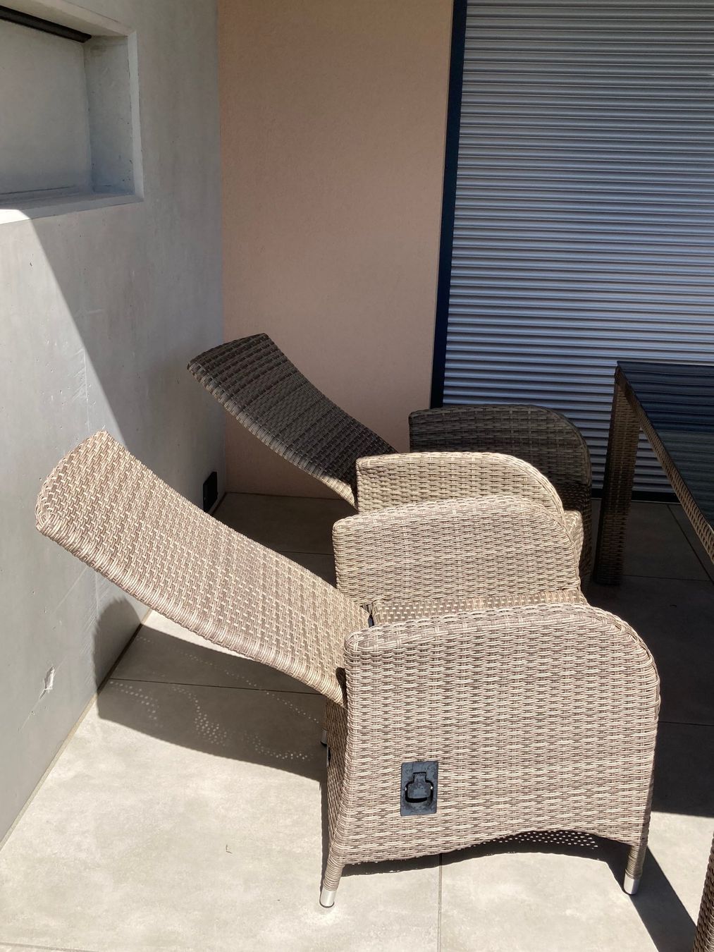 Set di tavolo e panche: Premium Gartenmöbel Set Ploß Rabida Diningtisch + 4 Sessel – Usato da Büsingen venduto da aue_2mh6 5
