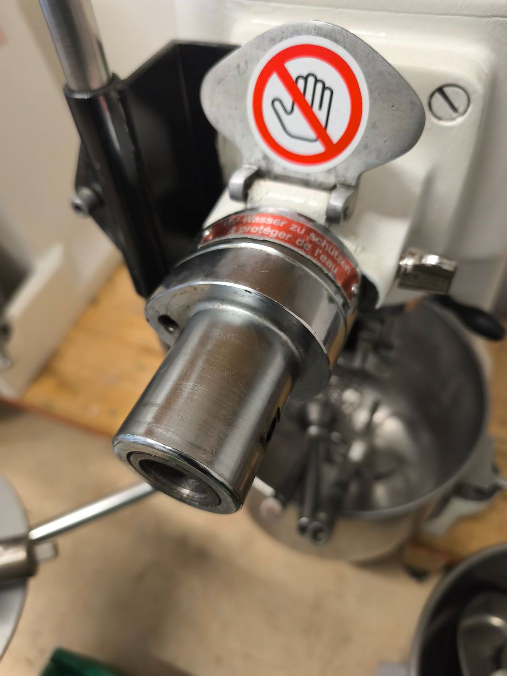 Lips Elettrodomestici da cucina: Lips Junior mit Fleischwolf Gemüseschneider Pasevit – Usato da Lengnau BE venduto da turbostef 4