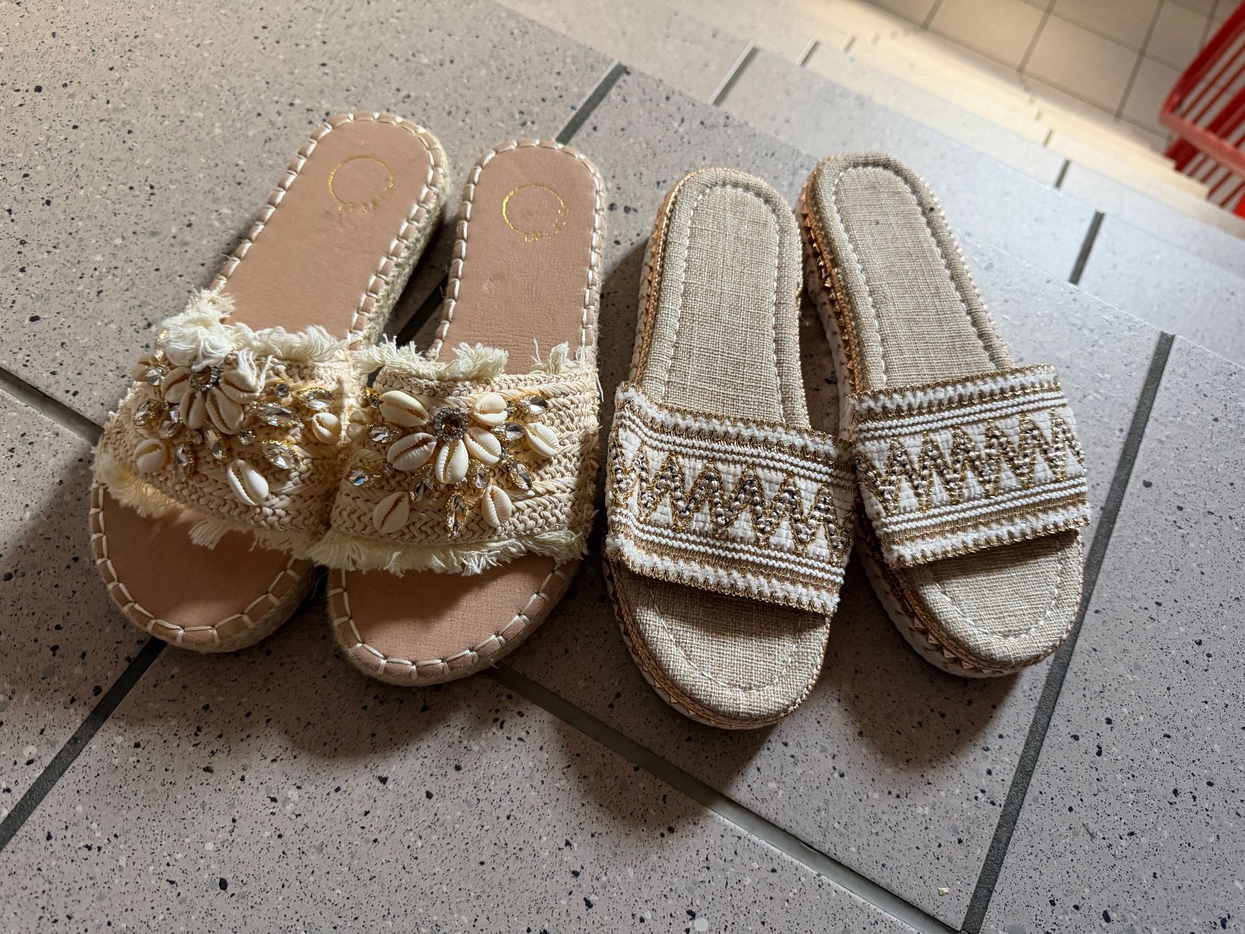 Scarpe da donna: Sommerschuhe Gr. 36/37 – Nuovo (secondo la descrizione) da Lupfig venduto da jan_gm2k