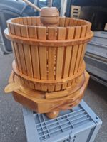 Holz Obstpresse Weinpresse Apfelpresse mit Zubehör neuwertig