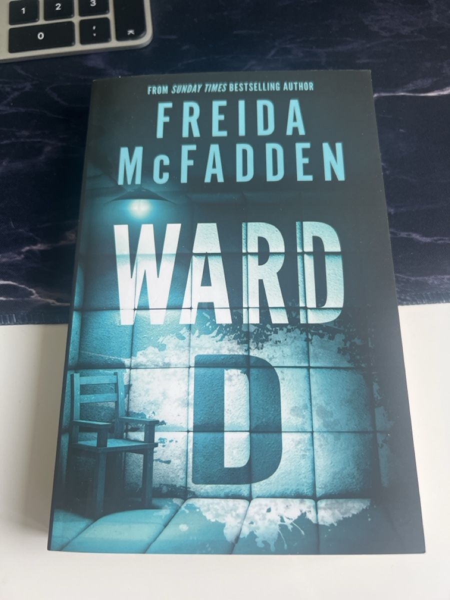 Libri: Freida McFadden - Ward D Krimi Taschenbuch  – Usato da Ottenbach venduto da ced_vw9h