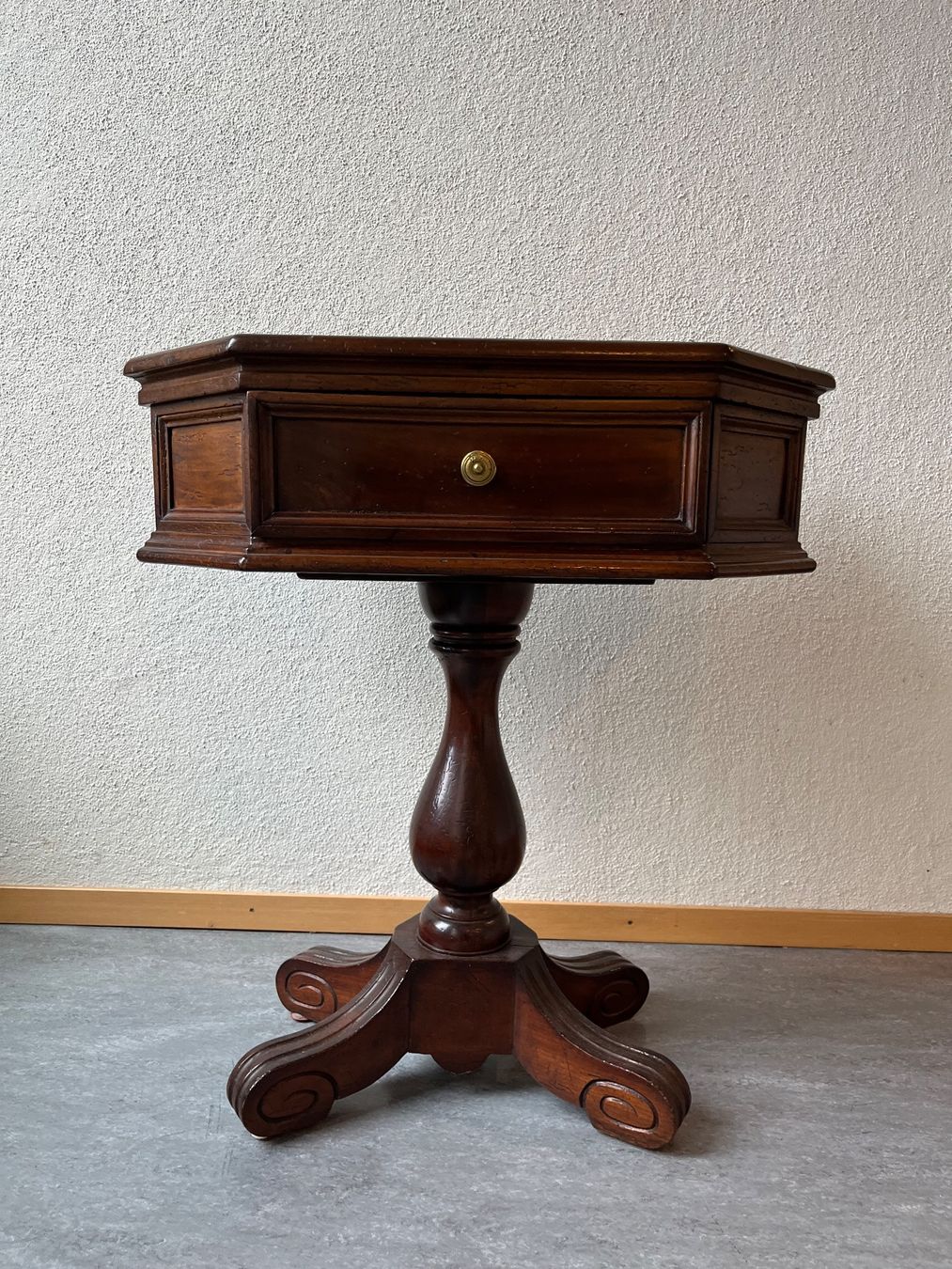 Cassettiere: Meuble d’appoint – Usato da lausanne venduto da esploras