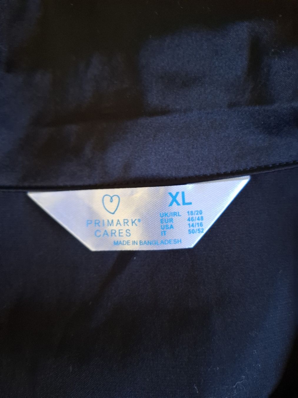 Primark Negligees & Pyjamas: Ensemble pyjama Primark effet soie – Gebraucht aus Ebikon von Jayjay60123027 1