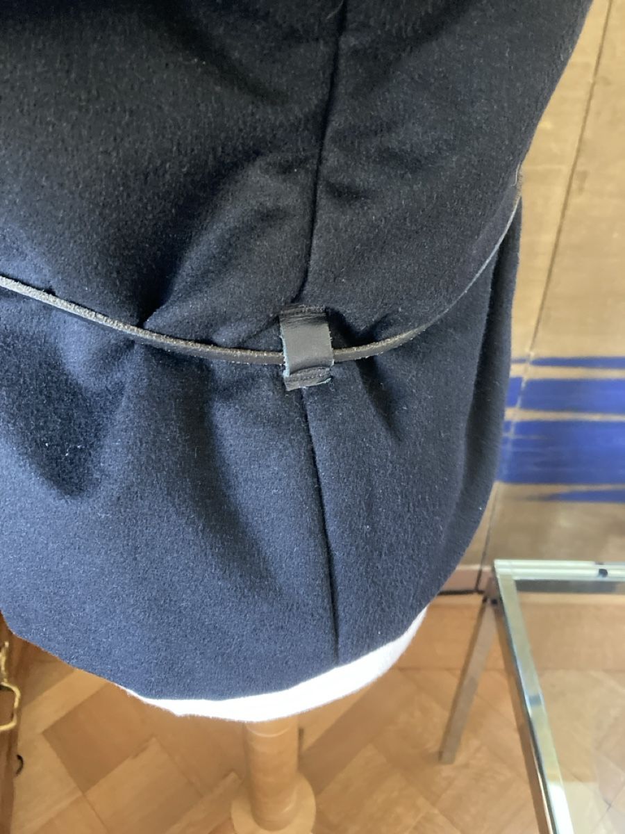 Jacken: Wunderbare Jacke, Gr. 36, schwarz, Kaschmirgemisch – Gebraucht aus Zürich von einefreude 4