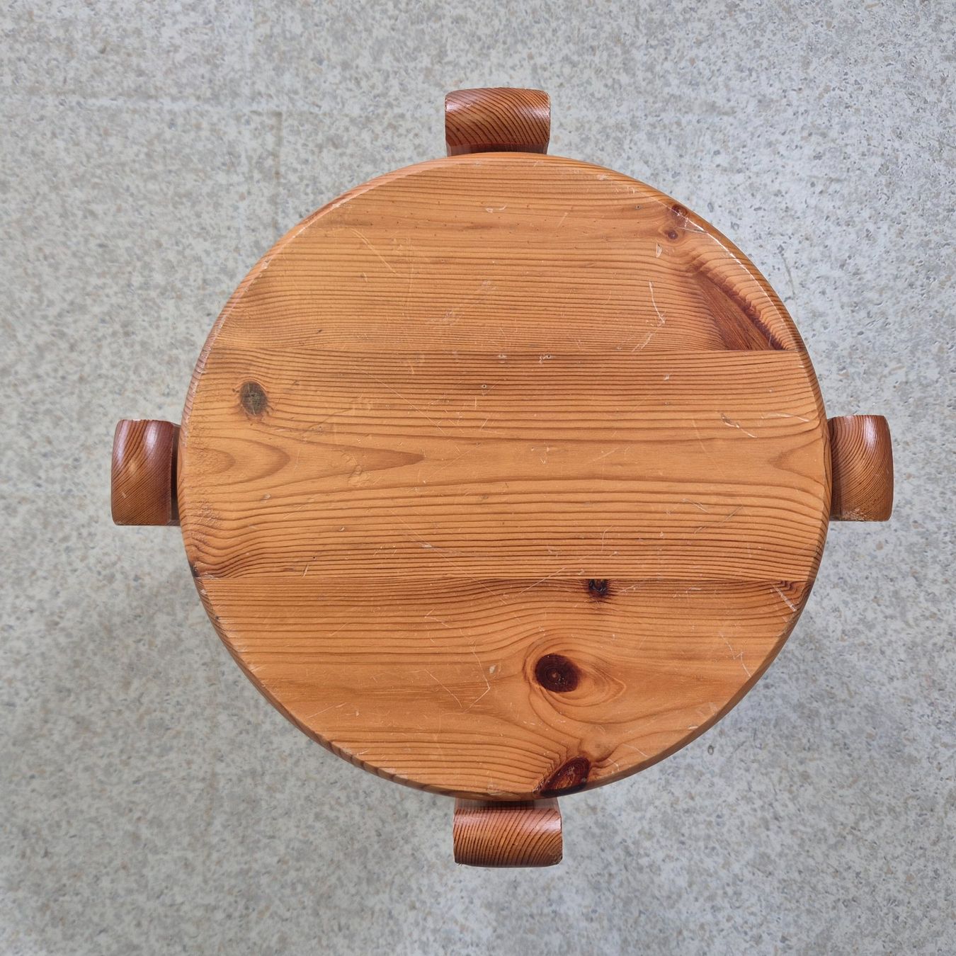 Hocker: Stapelhocker Holzhocker Hocker Höcker Massivholz – Gebraucht aus Nottwil von Wondewa-Shop 4