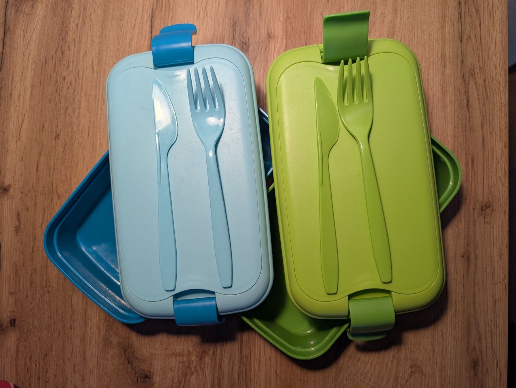 Recipients et similaires: Curver Lunchbox 2er Set, 2x 1.3L mit Besteck – D'occasion à Killwangen par sockenmeister 1