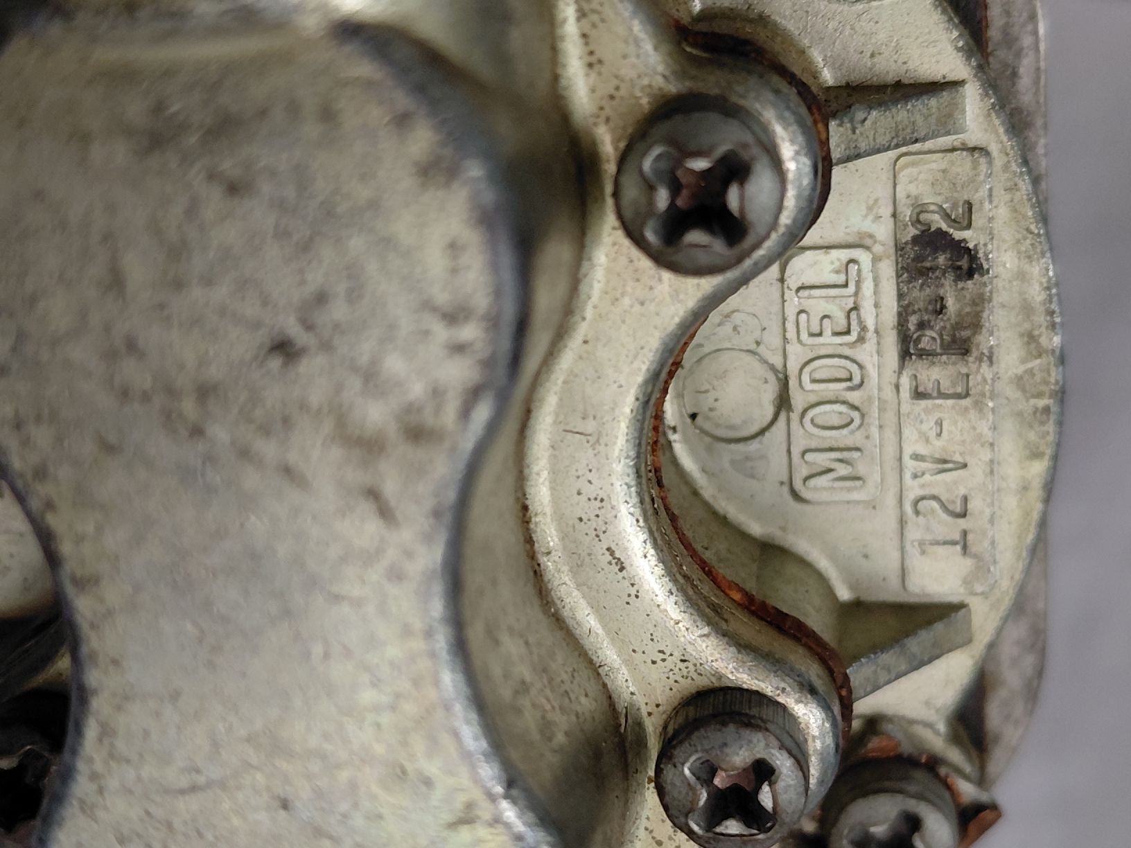 Jaguar Tutti pezzi di ricambio auto: Benzinpumpe zu Jaguar Oldtimer – Difettoso da Bonaduz venduto da topolino052 3