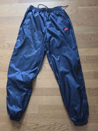NIKE Trainingshose (Grösse M)
