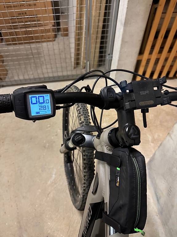 Velos: VTT électrique Conway batterie Bosch – Gebraucht aus Le Vaud von Dylena 3