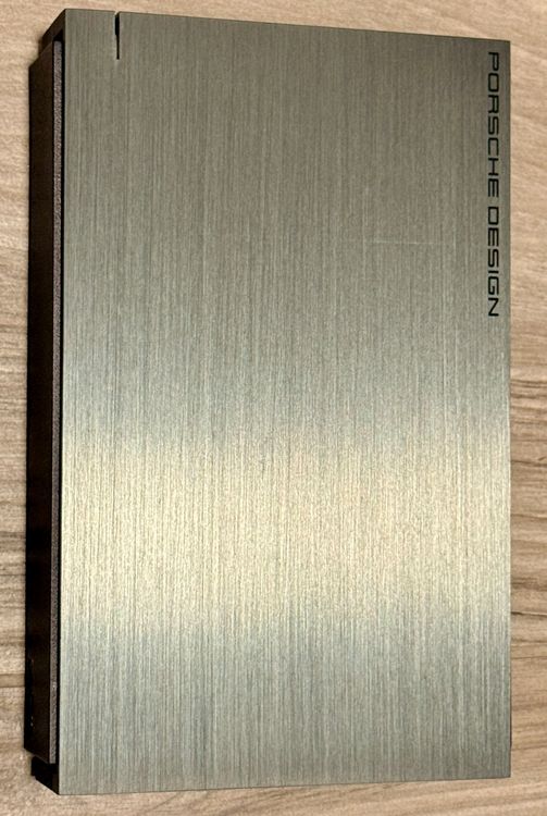 Lacie Dischi rigidi: Porsche Design Externe Festplatte 2 TB - Top Zustand! – Usato da Buchs AG venduto da rob_6pmr 1
