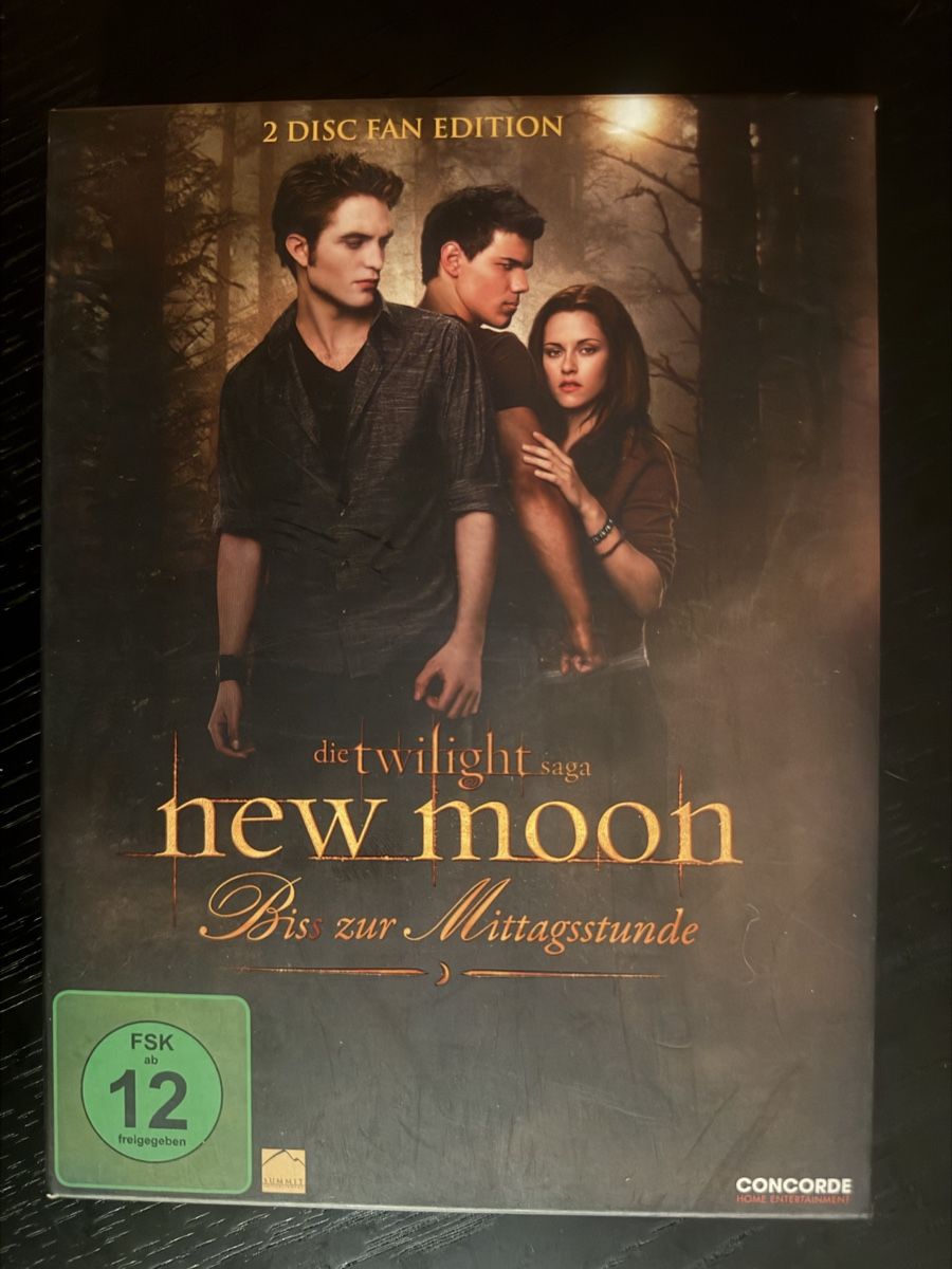 Tous les DVDs: Twilight Saga New Moon Fan Edition 2 Discs – D'occasion à Lausen par EisAmStiel94