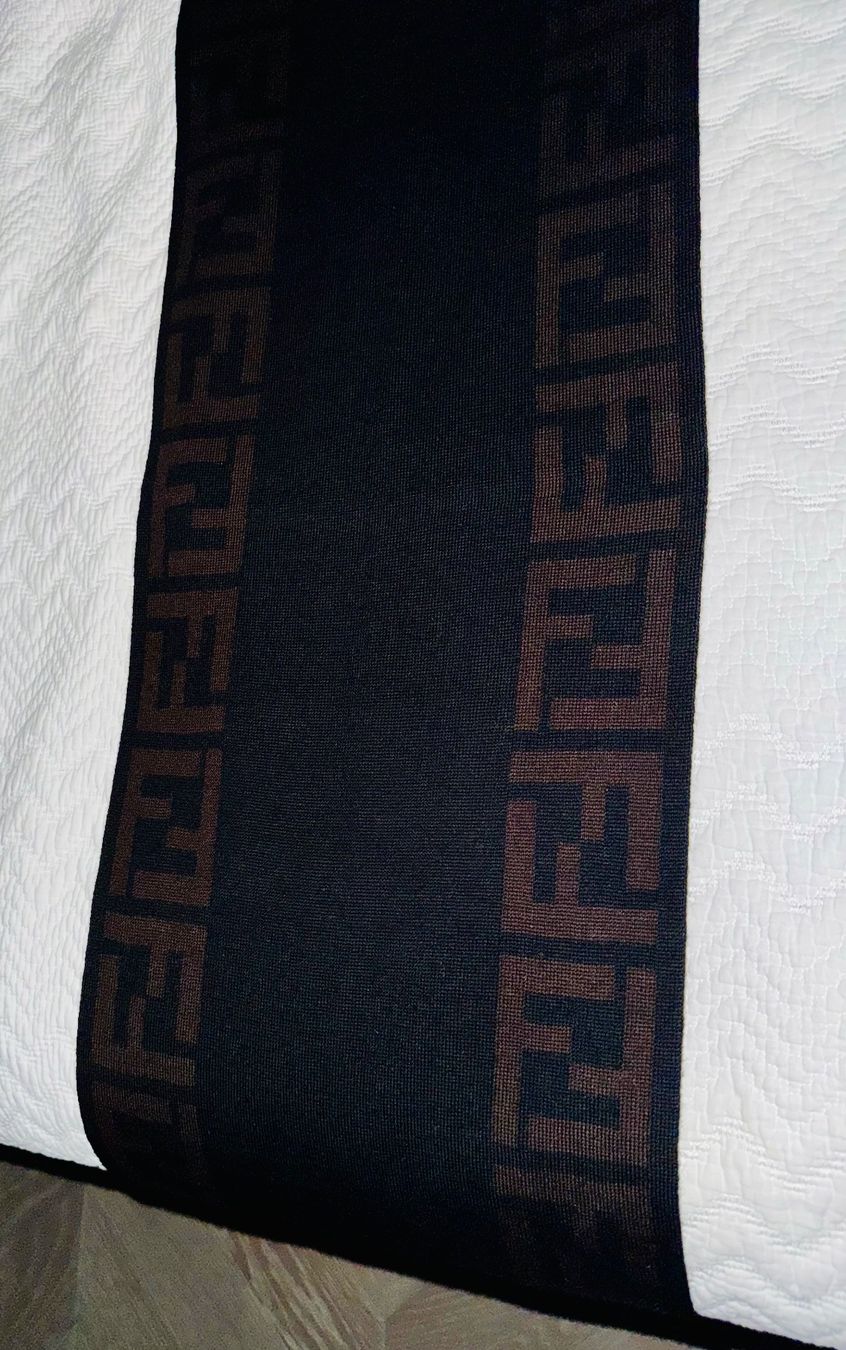 Fendi Foulards, Tücher & Schals: Fendi - Scarf with Monogram – Neu (gemäss Beschreibung) aus Collonge-Bellerive von alejan_0984 3