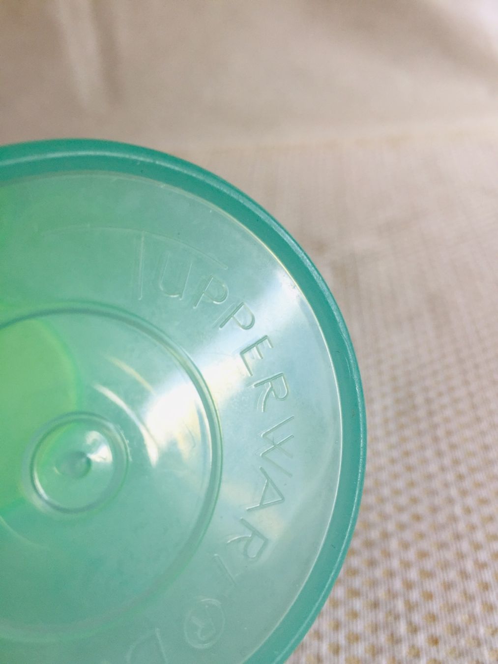 Tupperware Contenitori & Simili: Tupperware - récipient – Usato da Sion venduto da accroshoes 3