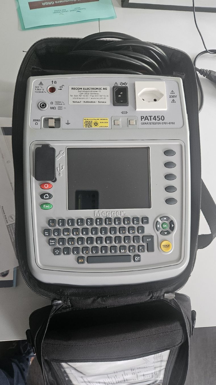 Megger Messen: Megger PAT450 Gerätetester – Neu (gemäss Beschreibung) aus Jenins von joeschi8479