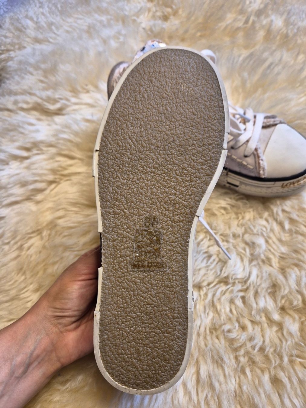 Damenschuhe: Turnschuhe Rebecca White – Neu und originalverpackt aus Leissigen von ali_k9v8 5