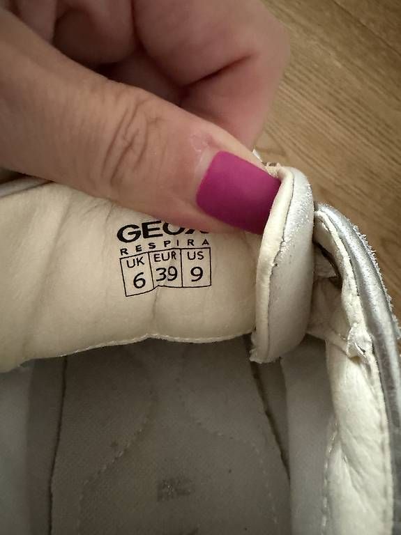Scarpe da donna: Geox Turnschuhe in Gr39 – Usato da Winkel venduto da Crolady01 4