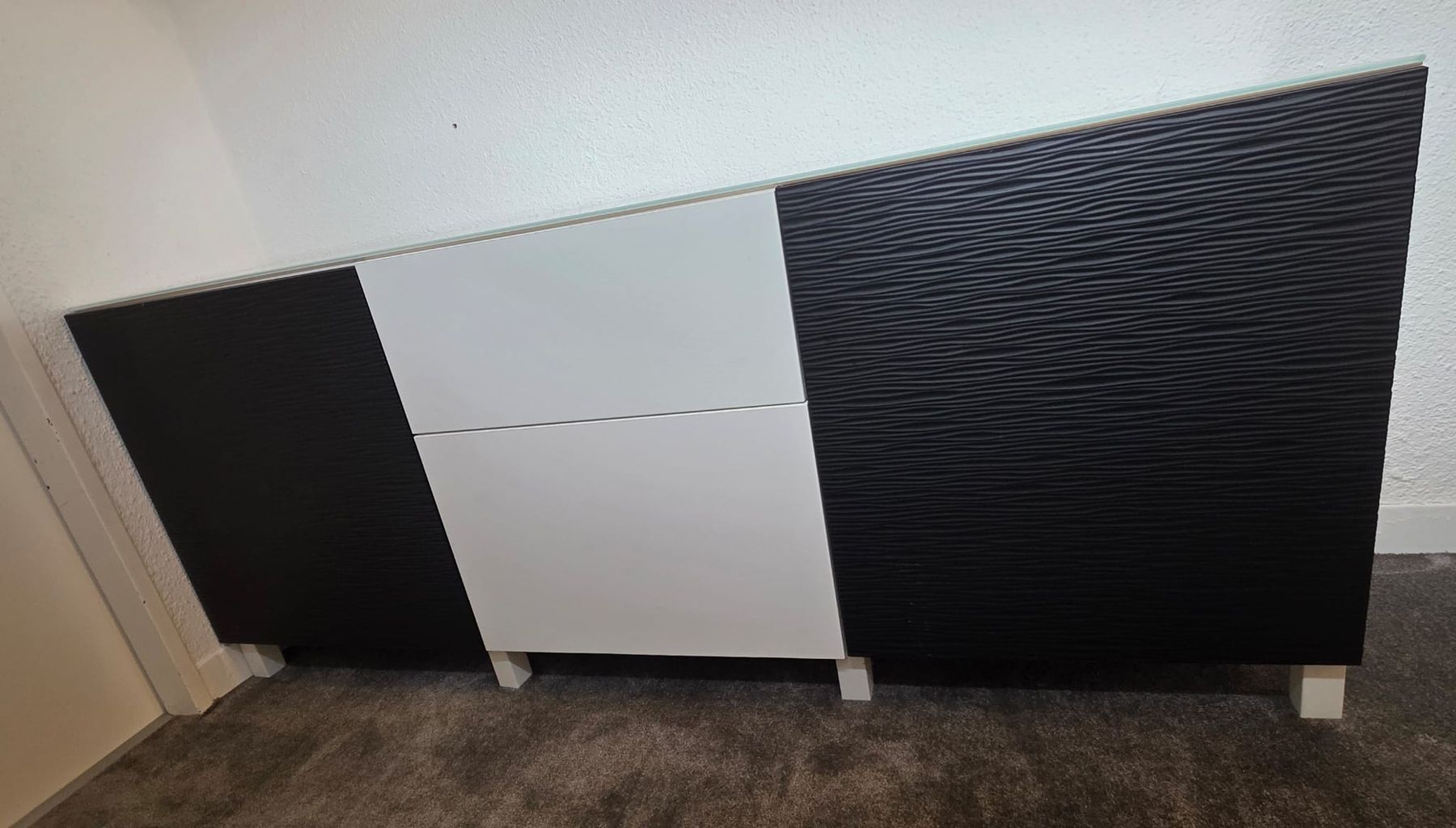 Cassettiere: Sideboard, Moderner Schrank ,Top Zustand – Usato da Rheinsulz venduto da Dred 1