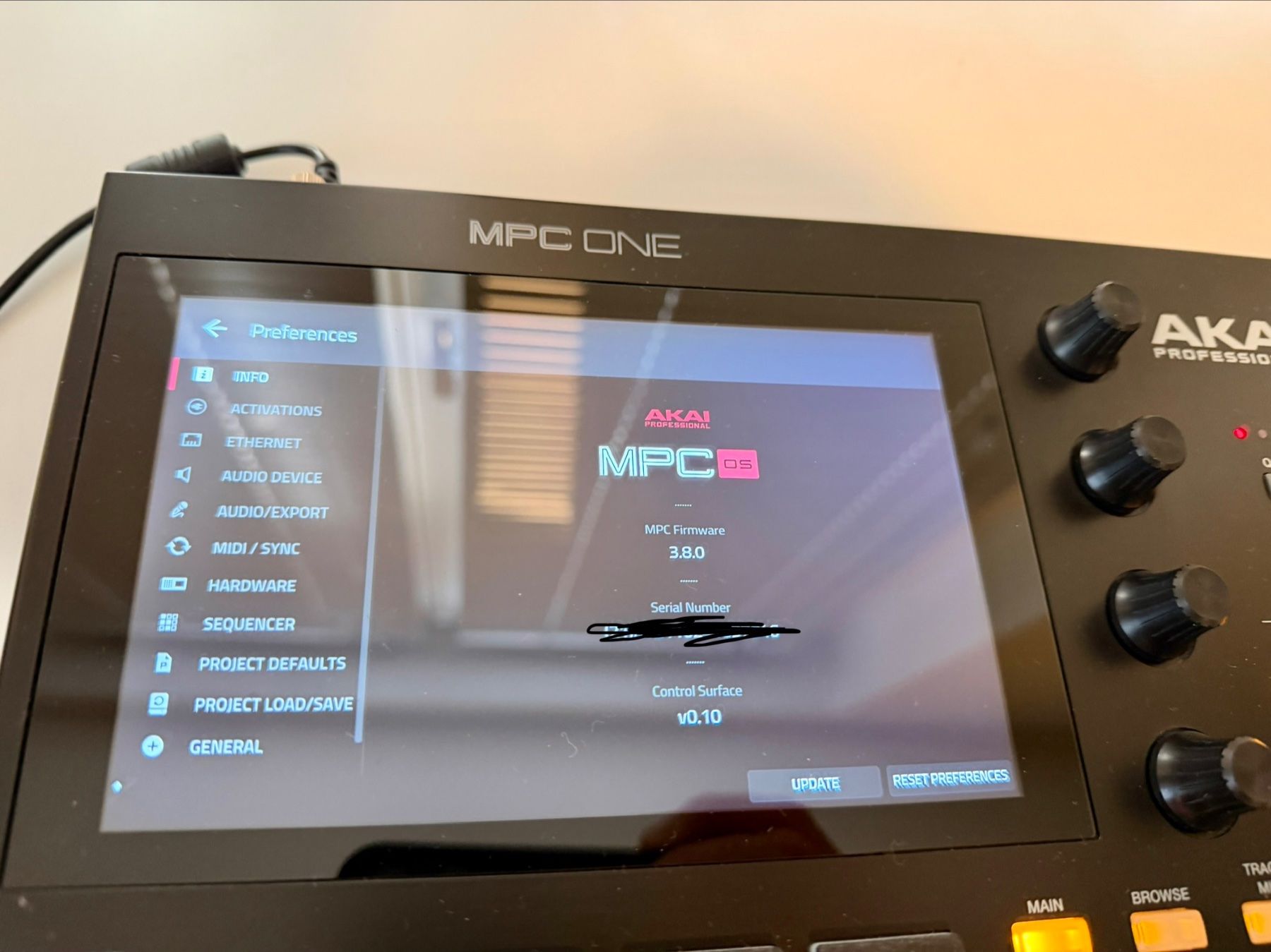 Akai Instruments de musique: AKAI MPC ONE – D'occasion à birsfelden par Ozpower 4