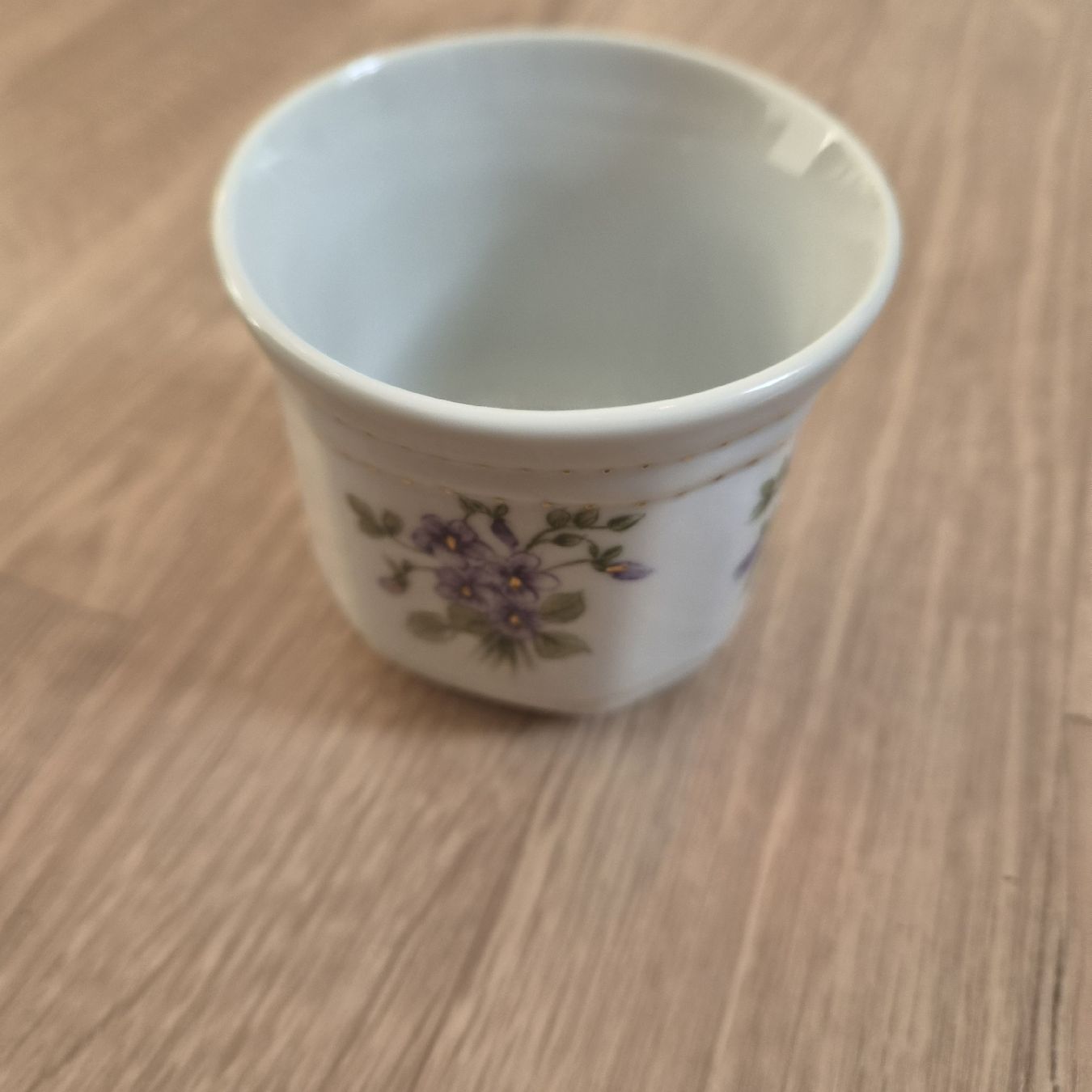 Tazze: Vintage Blümchen-Tasse - Handgemalt 1992 – Usato da Aesch BL venduto da PrestonMesh 1