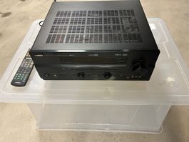 Yamaha RX-V750