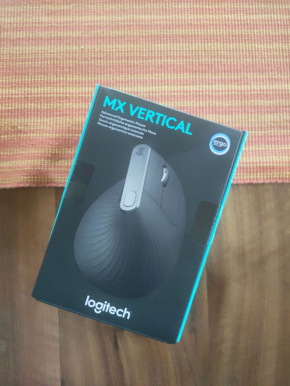 Logitech Mouse: Logitech MX Vertical, neuwertig, ergonomische Maus – Nuovo e nell'imballaggio originale da Embrach venduto da vic_tz6h 5