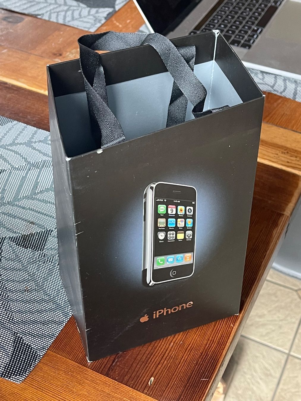 Apple Telefoni cellulari / Smartphones: 📱Apple iPhone📱16 Slim Box📱Bag 2007📱109 Docks📱300 SIM📱 – Usato da Basse-Nendaz venduto da Diablo132 2