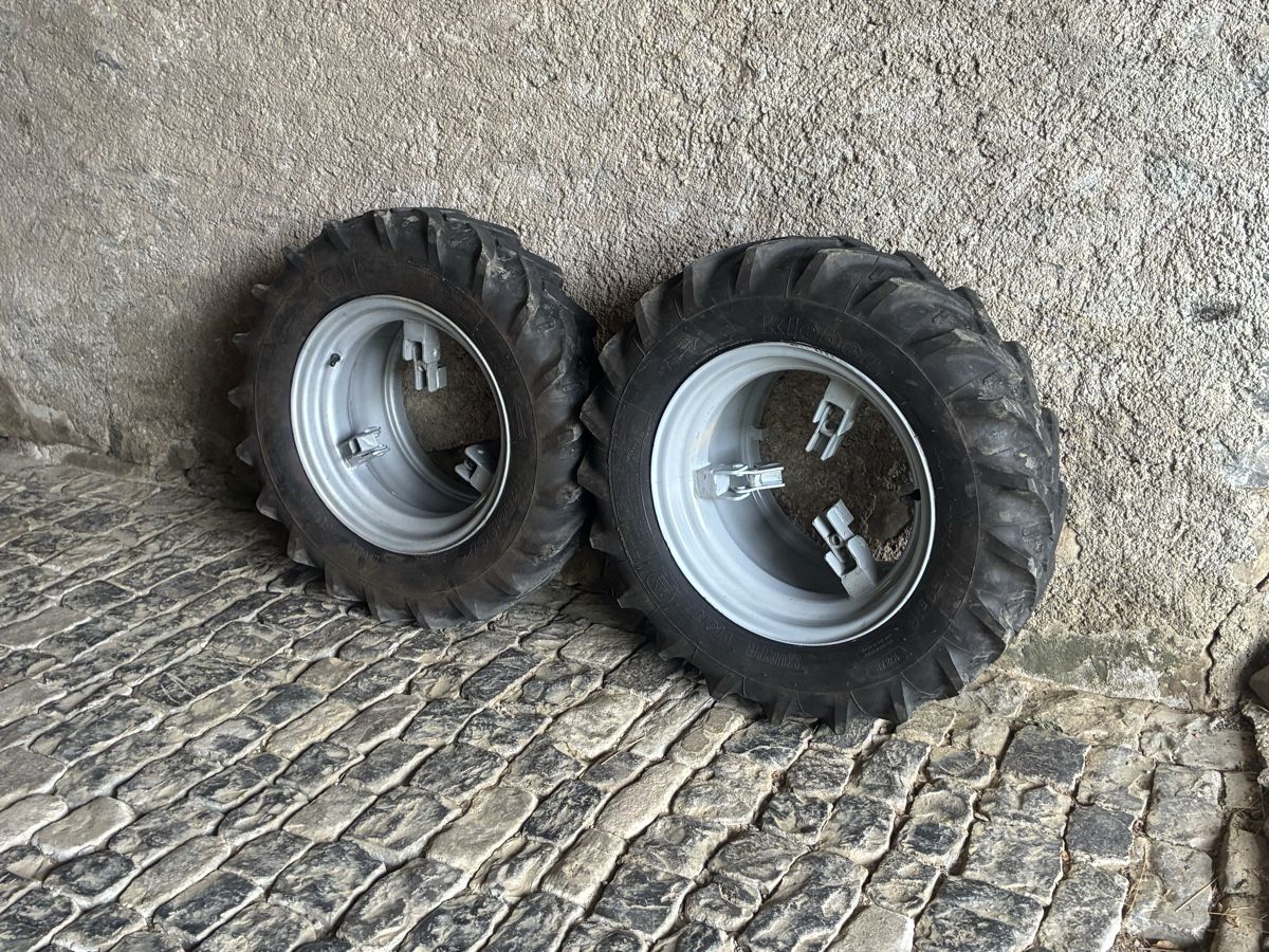 Pneus & Roues: 1paar gebrsuchte doppelräder  – D'occasion à Schangnau par UeliK0102 1