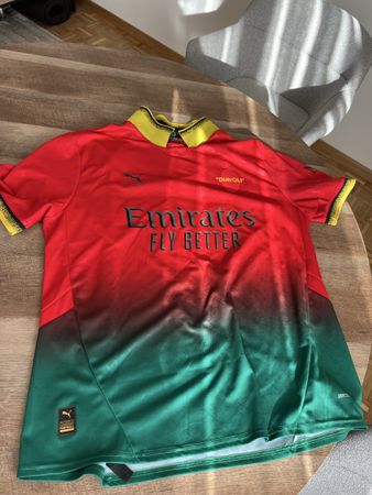Puma Off-White A.C. Milan Trikot Grösse XL neuwertig