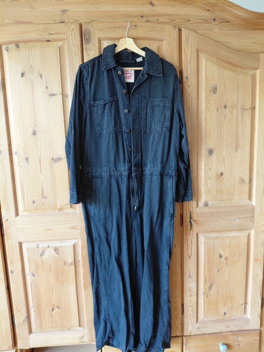Levi's Tute: Levis Einteiler  – Usato da Winterthur venduto da adventurenala