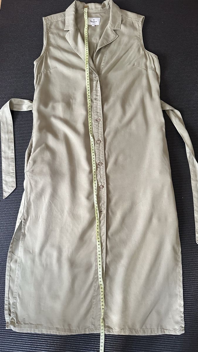 Pepe Jeans Robes: Robe Pepe Jeans, coton taille S beige  – Neuf (Voir description) à Vuippens par ale_6gkb 5