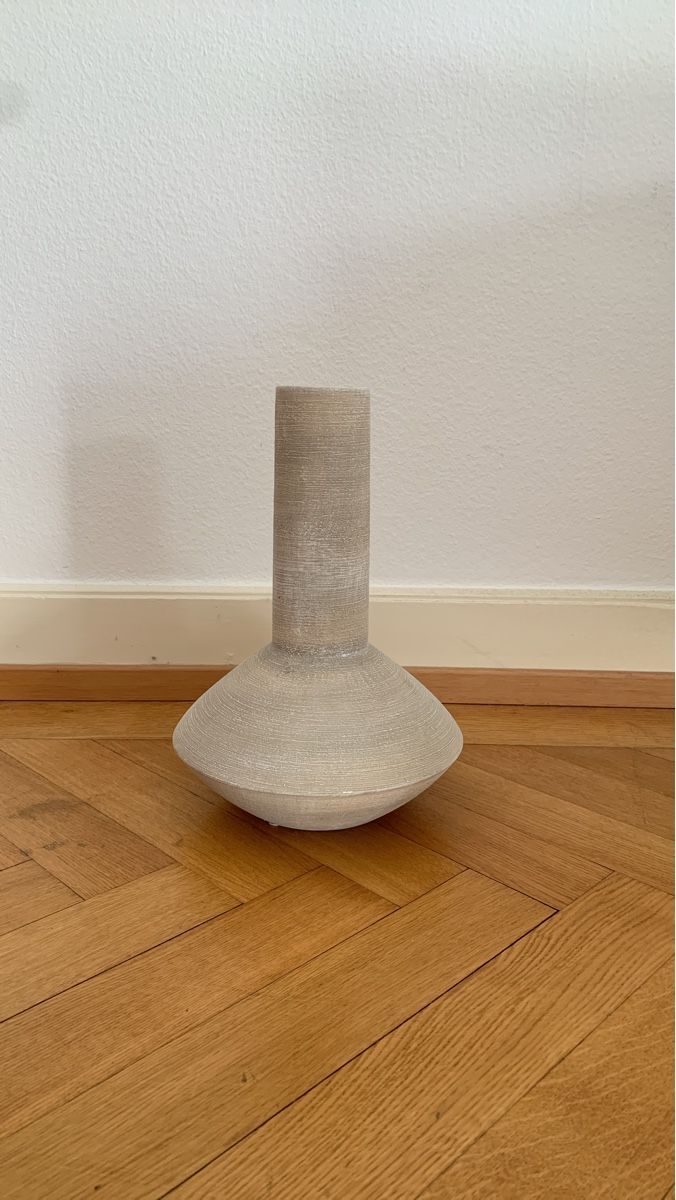 Vasen & Gefässe: Schicke Deko Vase Beige Ton, Manor – Gebraucht aus Zürich von sasast