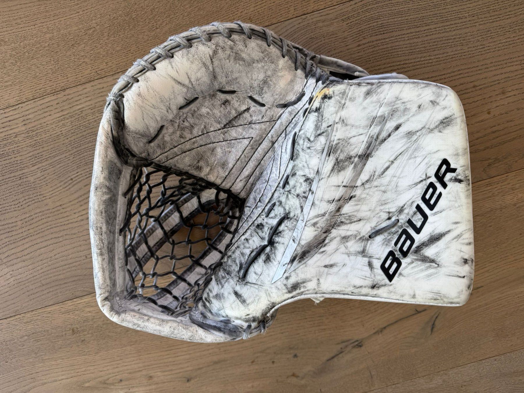 Bauer Handschuhe & Handstulpen: BAUER Hyperlight 2 S23 Fanghandschuh Senior – Gebraucht aus Oberrüti von Rubt