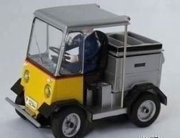 POST VIERRAD ELEKTROSCHLEPPER 1975 1:24